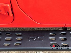 Jeep Gladiator JT Side Steps - RPT2 Running Boards - Rough Country Jeep Gladiator JT Side Steps - RPT2 Running Boards - Rough Country